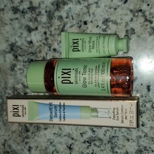 Brand new set of 3 face skin